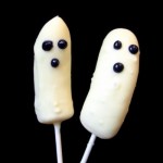 halloween-treats-banana-ghost-pops